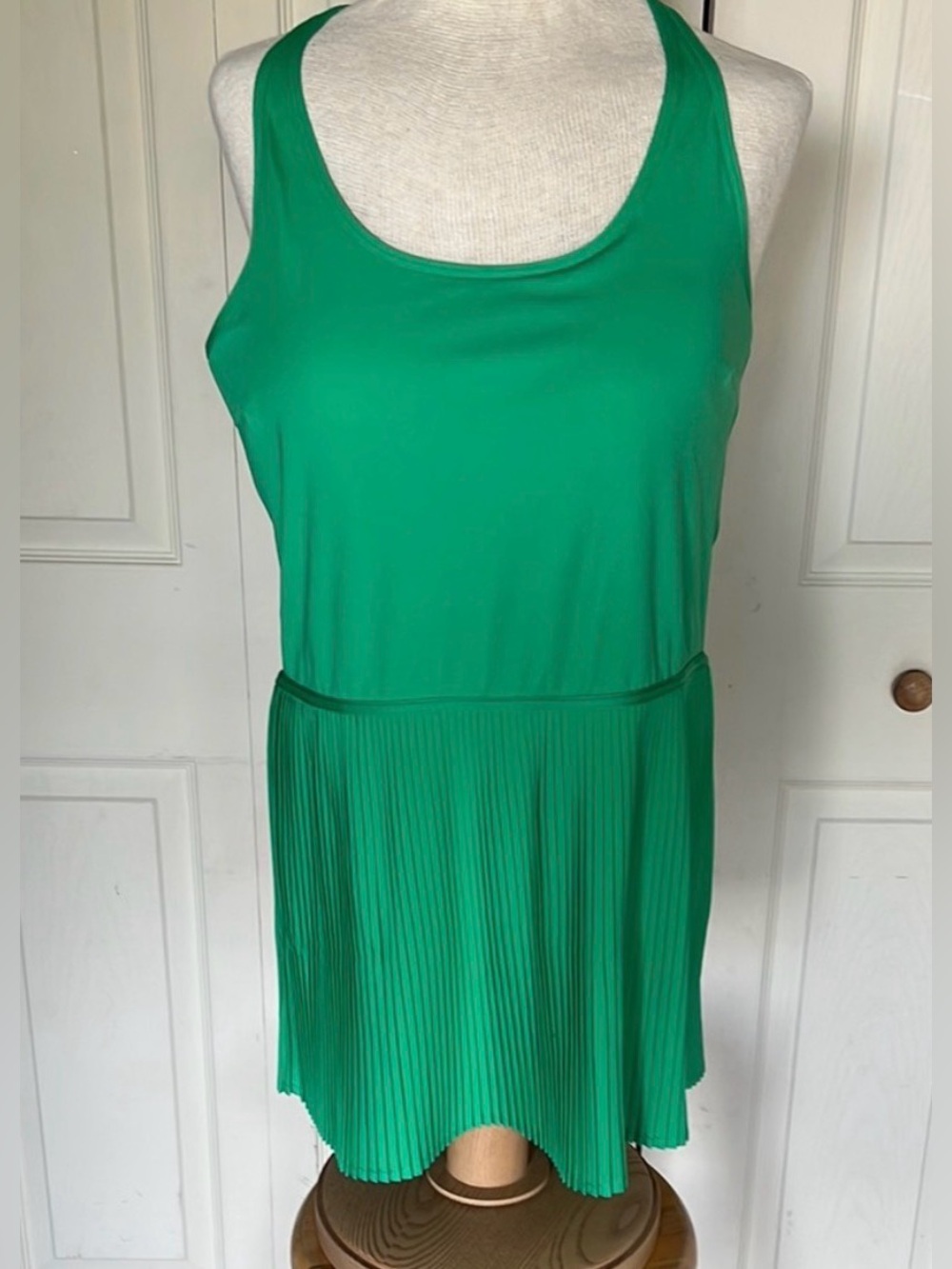 Crane Athletic Racer-back Dress with pleated Skirt! Sz Med